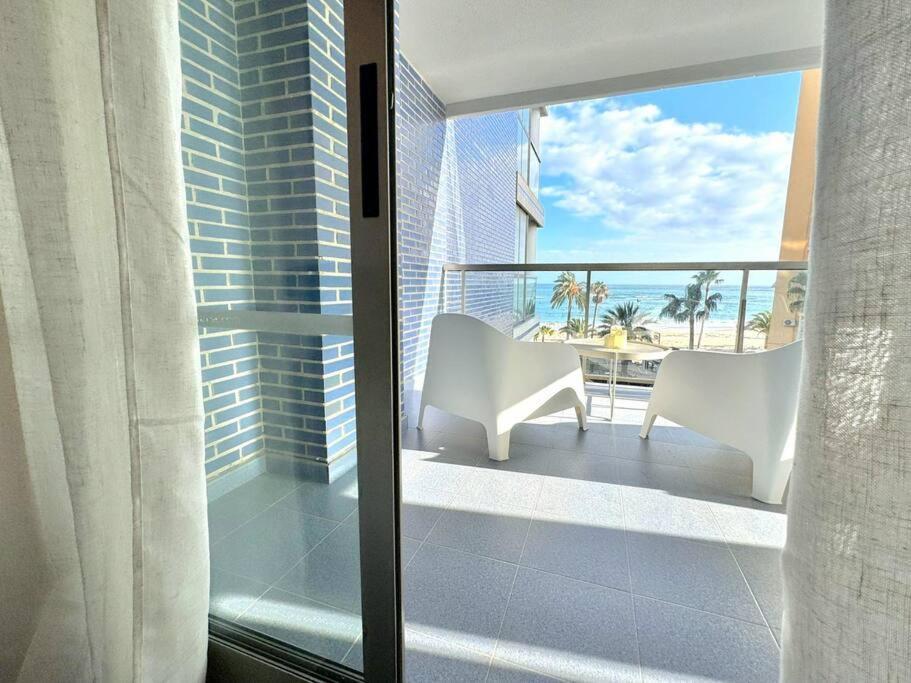 Suite Delphine By Calpitality Exterior foto