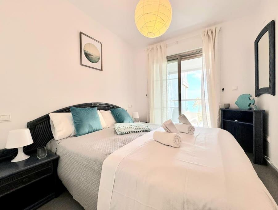 Suite Delphine By Calpitality Exterior foto